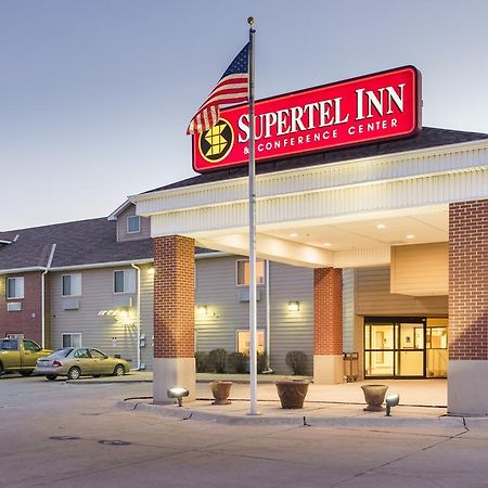 Supertel Inn & Conference Center Creston Exterior foto